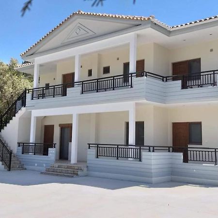 Chris Apartment Василики Экстерьер фото
